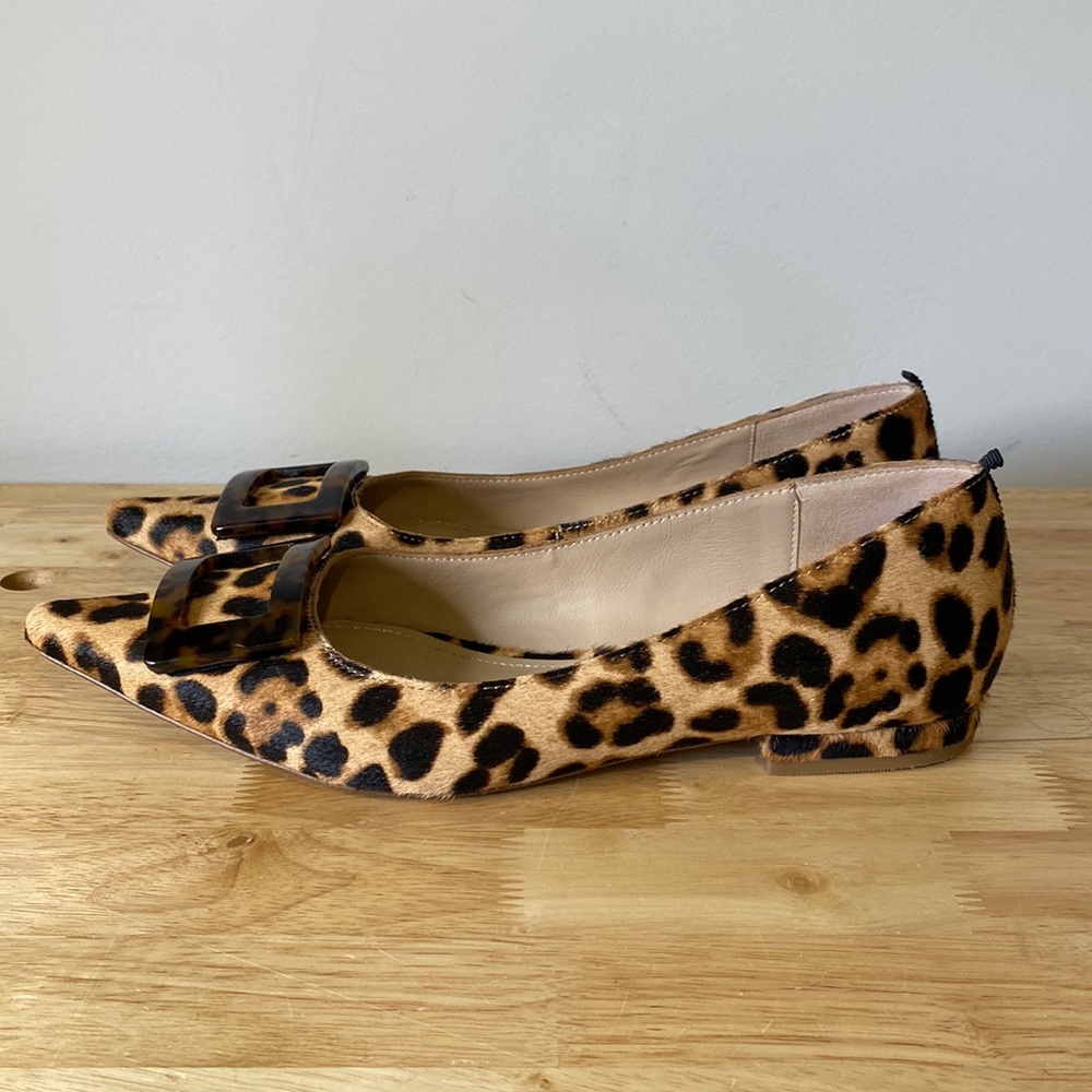 Boden Trim Detail Point Ballet Flats